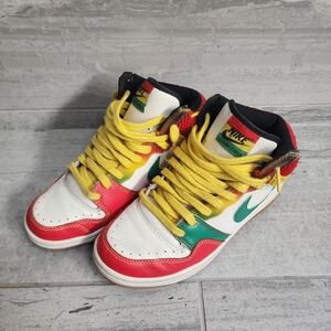 Nike Womens Court Force High Top Rasta 7.5